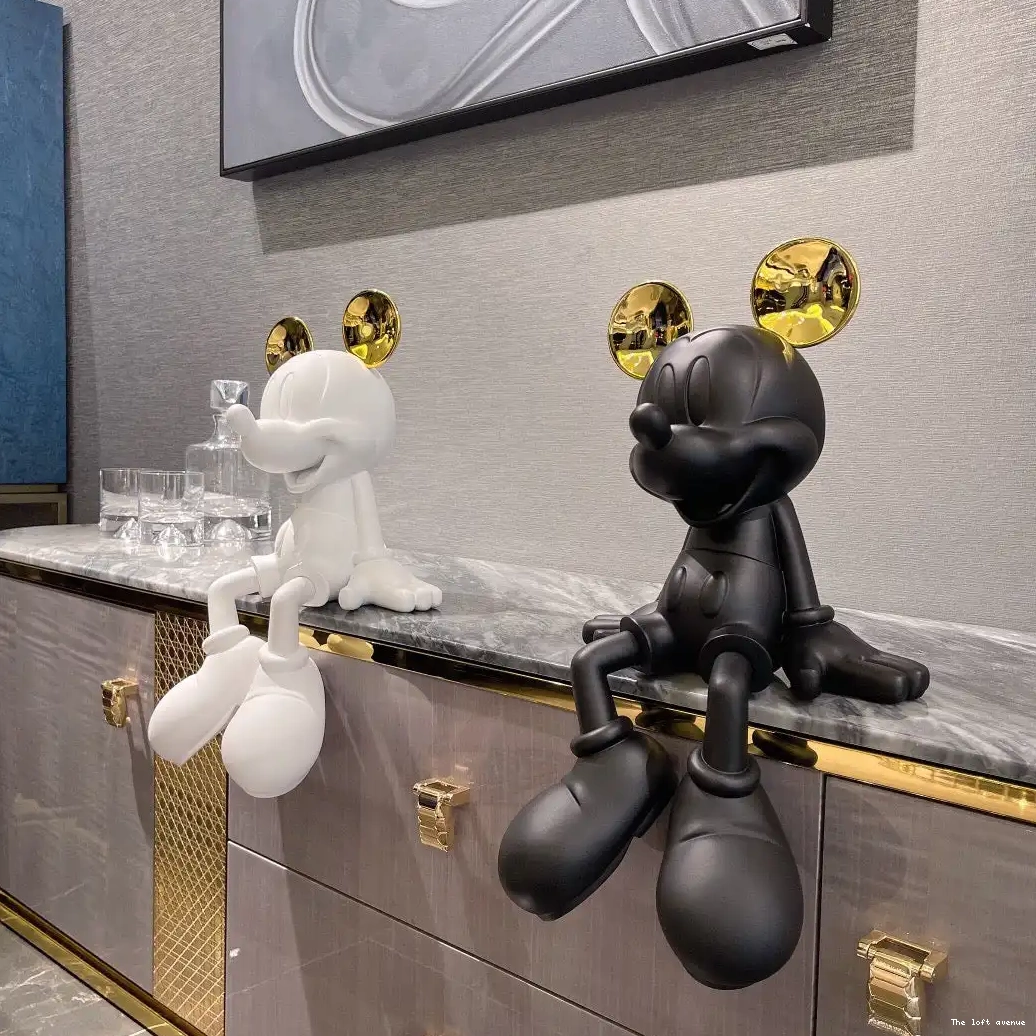 FIGURE SITTING MOUSE MICKEY 0502